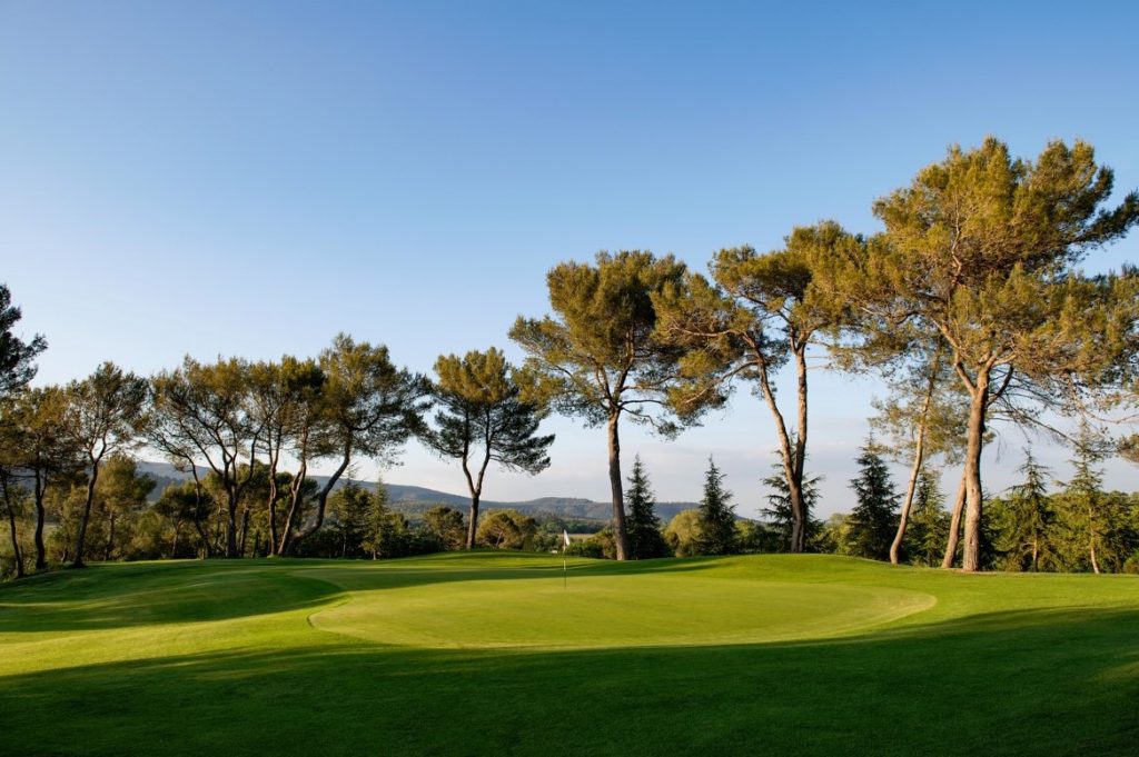 Meilleurs parcours de France pour partir en séjour golf en été