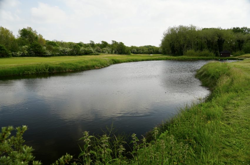 Bassin de réserve en eau au Golf du Touquet, utilisation raisonnée de l'eau sur nos golfs, Resonance Golf Collection