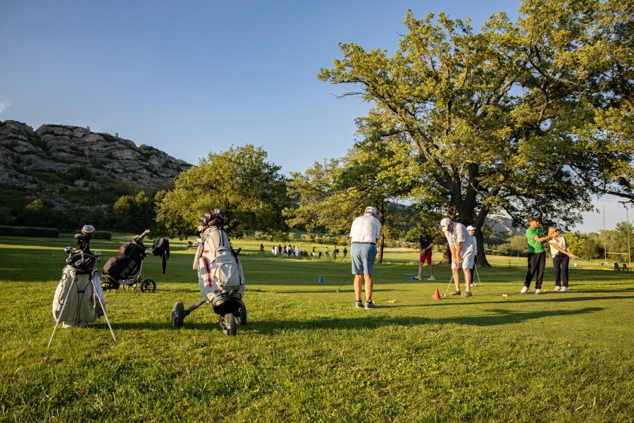 Soirée Golf de Servanes, groupe de muisque et practice, Resonance Golf Collection